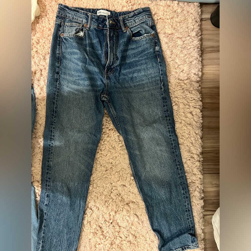 Zara size 6 straight leg jeans
